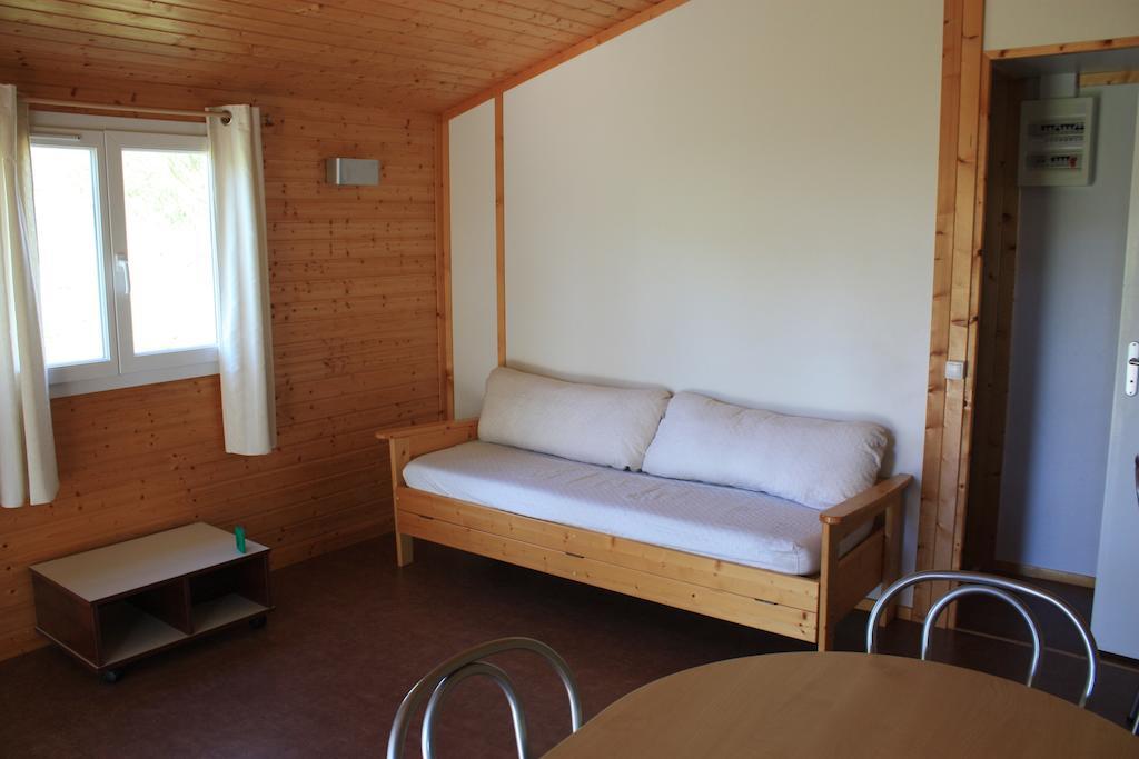 Cottages Du Lac De Miel Beynat Pokoj fotografie
